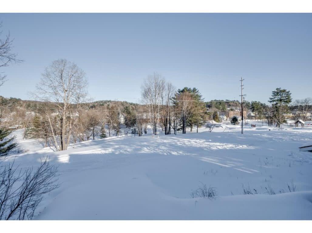 Holiday home The Artistry I Sled In & Sled Out I Riverside I Tv Bancroft